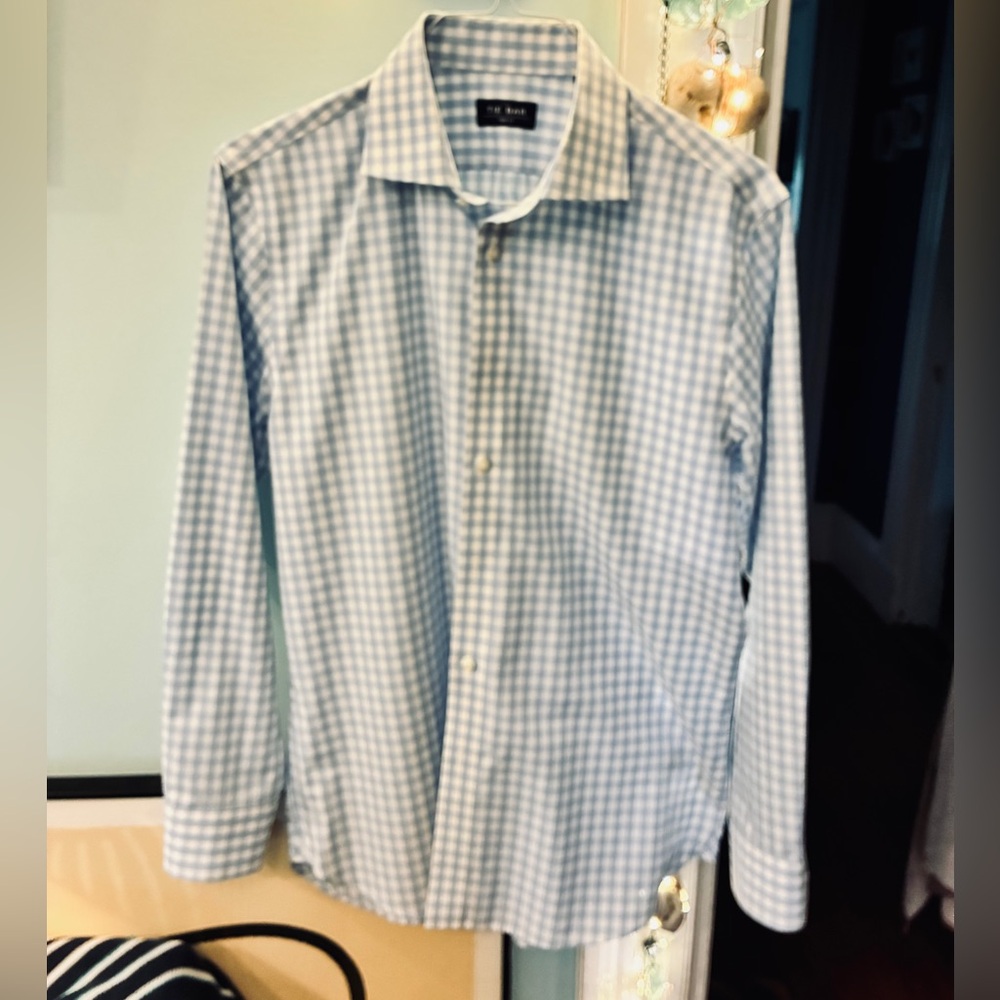 The Tie Bar Light Blue Checkered Shirt trim fit
